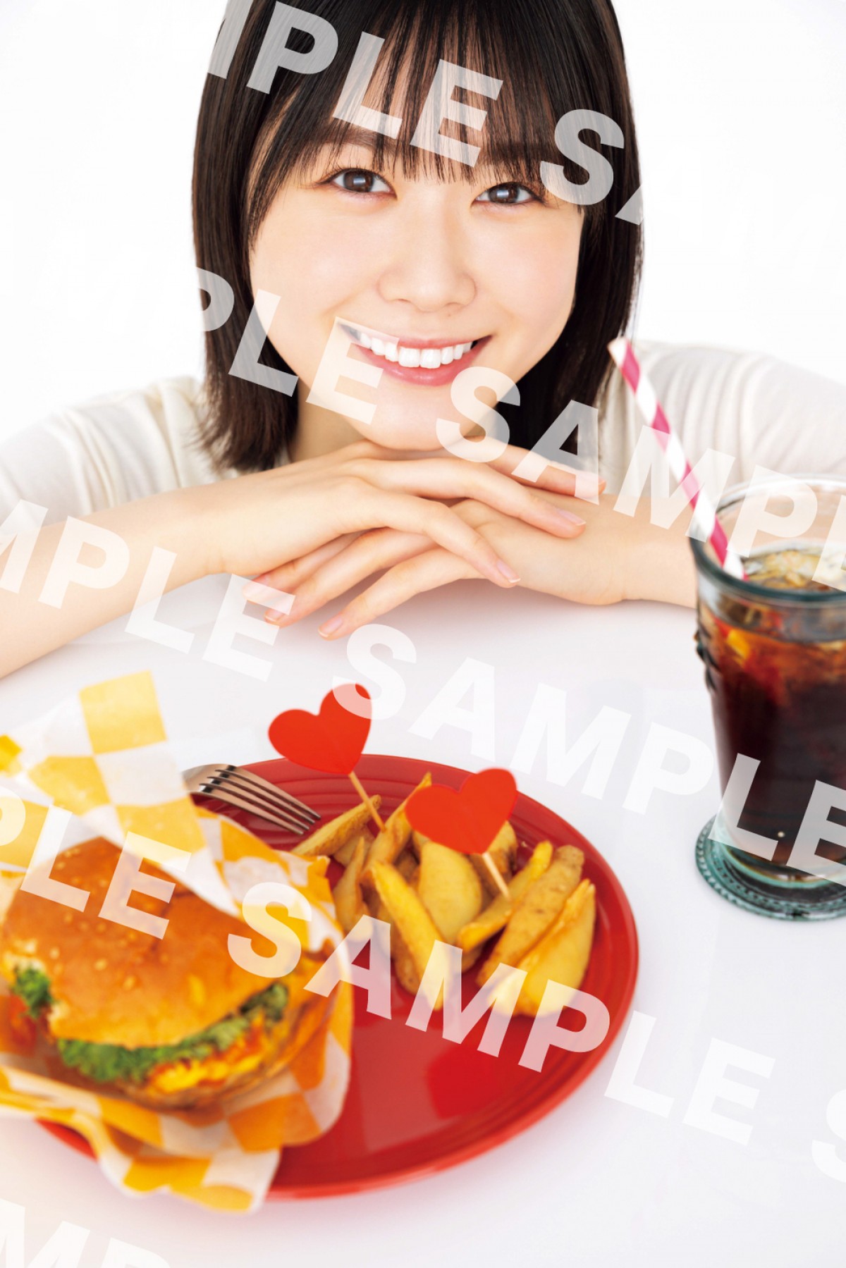 日向坂46公式ブック『H46MODE』、書店特典フォトカード＆B3ポスター全30種の写真公開