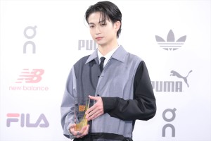 綱啓永、『atmos presents SNEAKER BEST DRESSER AWARD 2024 授賞式・記者発表会』に登場