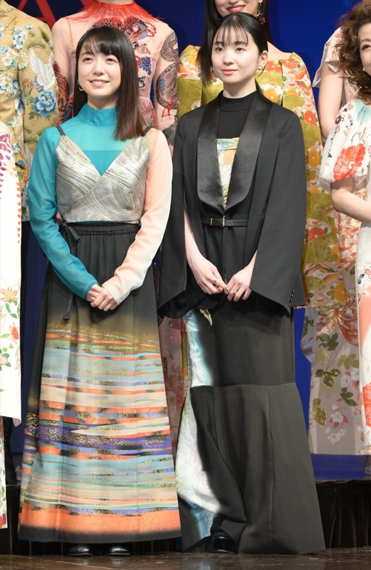 橋本環奈＆上白石萌音、舞台『千と千尋』再演に喜び「かけがえのない作品」「折に触れて思い出す大切なもの」