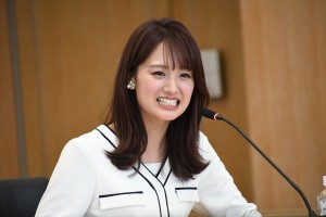 井上清華アナウンサー、フジテレビ2024年4月期改編 記者発表に登場