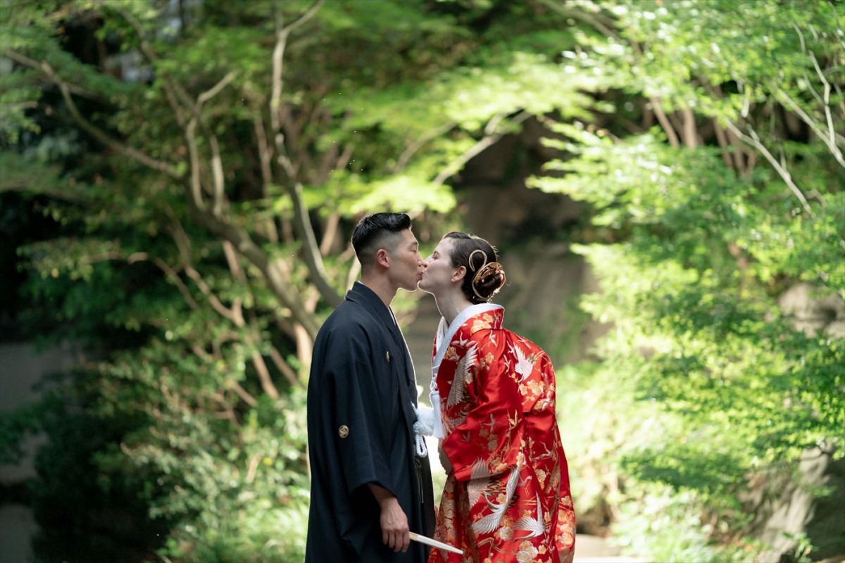 日本文化をこよなく愛するフランス人妻、結婚式で絶対に叶えたかった夢を実現！　あすの『新婚さん』