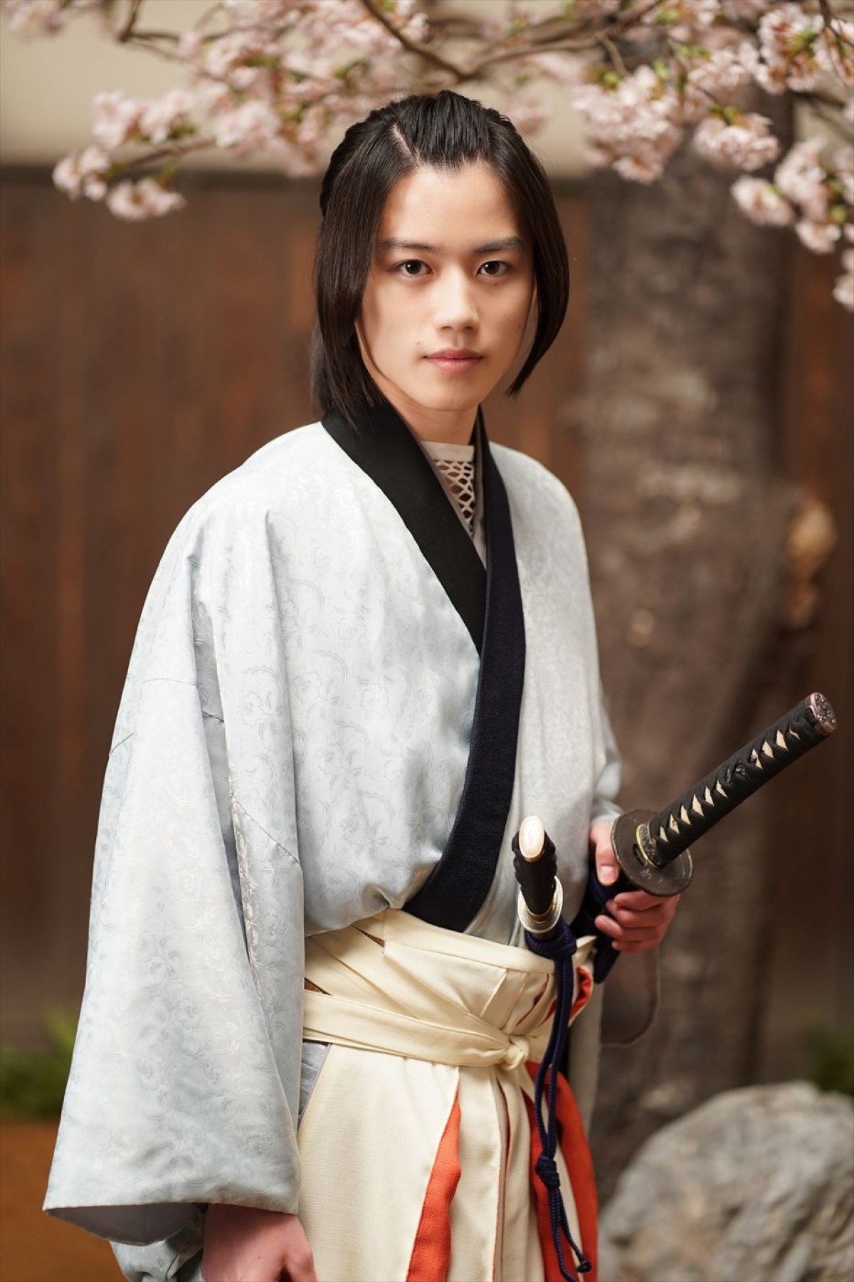 杢代和人、三浦涼介、『君とゆきて咲く』レギュラーキャストに！　隊士たちが笑顔で集う“青春感”満載のポスター完全解禁