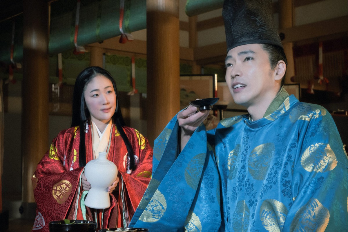 柄本佑、世間のイメージ覆す“新たな道長”を語る「根本は“三郎”であり、家族を思うパパ」