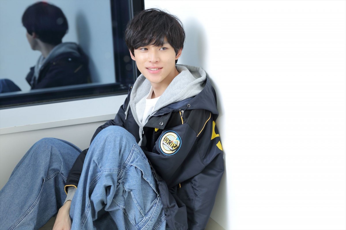 戸塚有輝、『ウルトラマンアーク』主演に抜てき！　新ヒーローとしての思い語る
