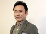 鎹鴉を演じた高木渉
