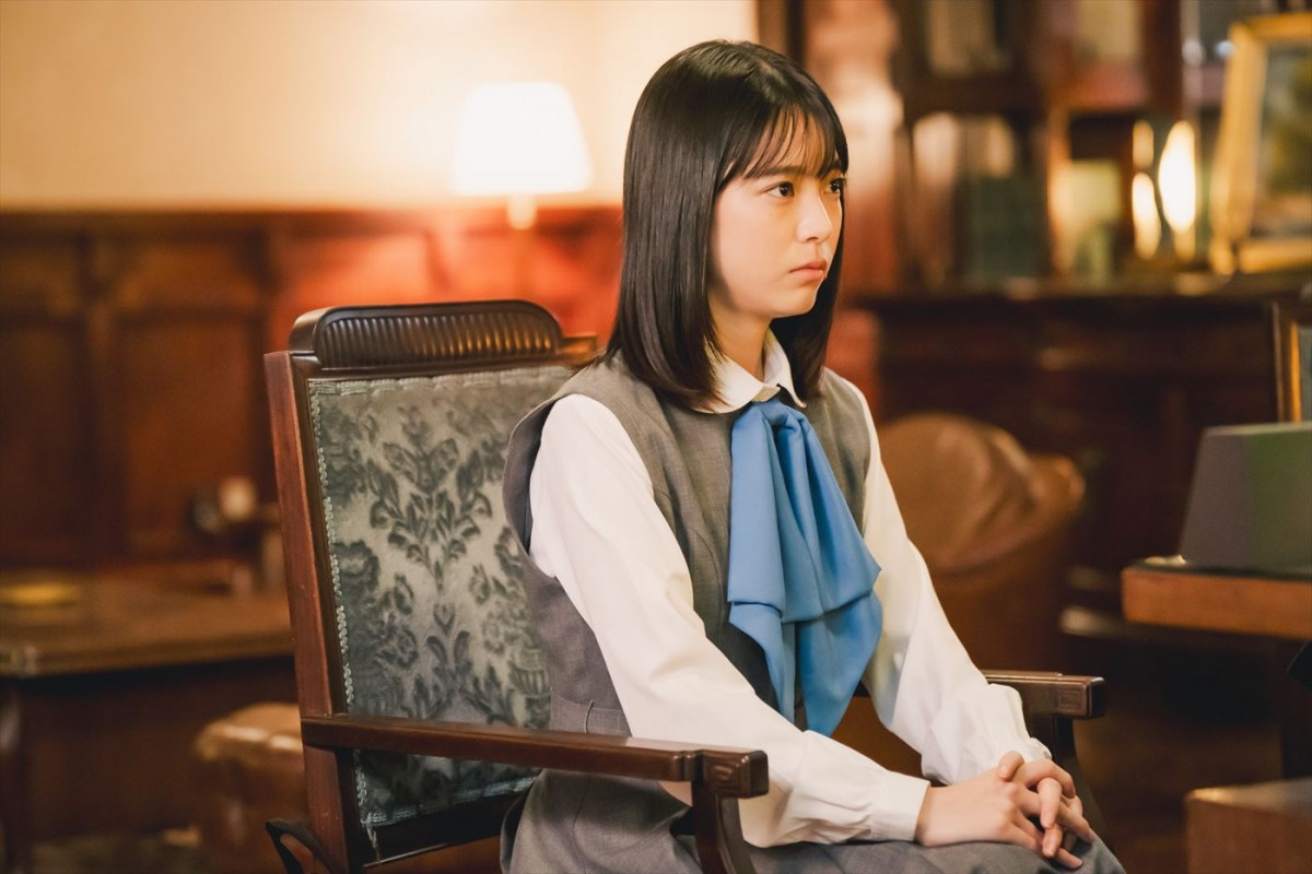 櫻坂46・藤吉夏鈴主演『新米記者トロッ子』新場面写真解禁　個性豊かなキャラクターも明らかに！