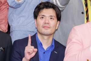 マユリカ・中谷、『M-1グランプリ2024』開催会見に登場