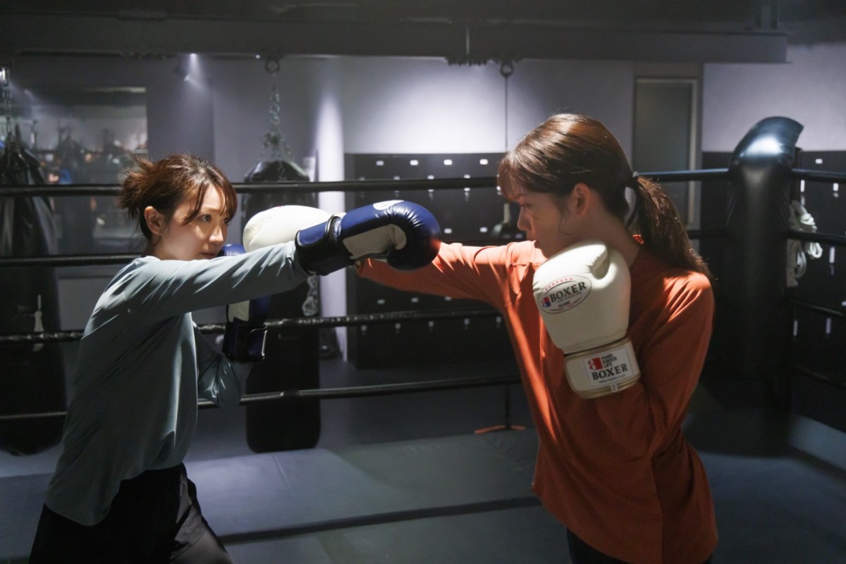 小芝風花×大島優子のバディショットも！　『GO HOME』場面写真＆1話あらすじ到着