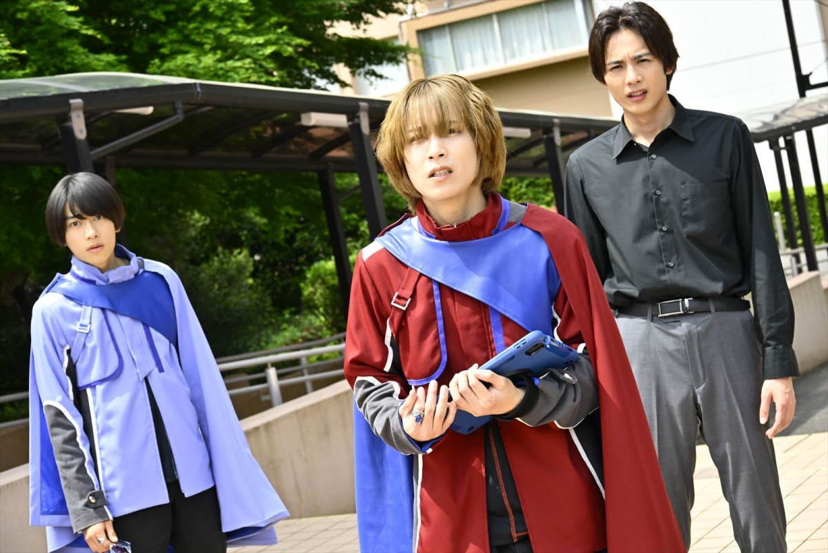 『仮面ライダーガッチャード』第42話「レッツ捜索！102体目と兄の想い」、錆丸の故郷“金剛ラボラトリー”へ