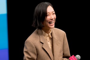 水川あさみ、金曜ドラマ『笑うマトリョーシカ』キャスト登壇制作発表に登場