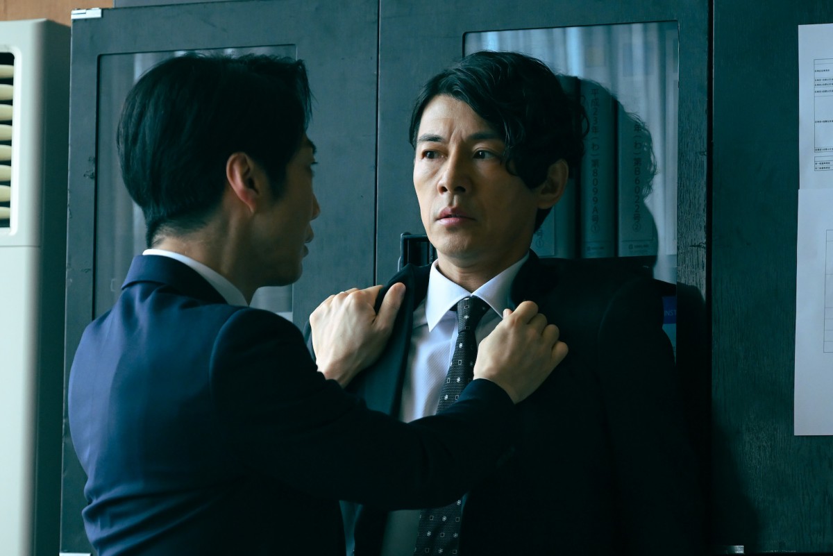 『アンチヒーロー』“明墨”長谷川博己、逮捕の陰にまさかの裏切り　ネット衝撃「マジかよ」（ネタバレあり）