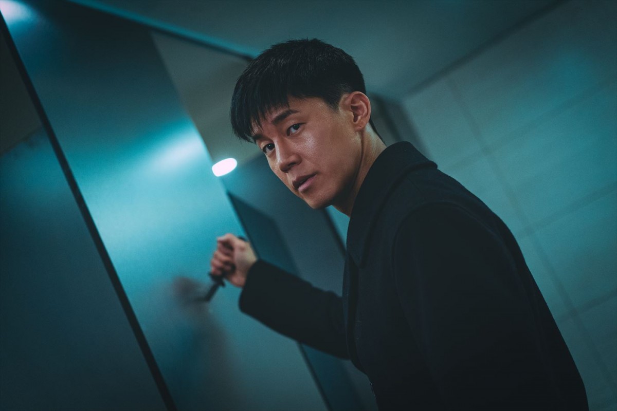 マ・ドンソク主演『犯罪都市 PUNISHMENT』、怪物刑事の力技や新キャラクターの個性際立つ新場面写真解禁