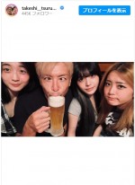 【写真】つるの剛士、美人な娘たちに囲まれビール「美女最高〜〜」「パパデレデレ〜」