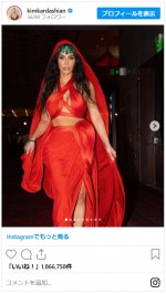 キム・カーダシアン姉妹、インド人御曹司の結婚式で1000カラットのダイヤモンド＆パール※「Kim Kardashian」インスタグラム