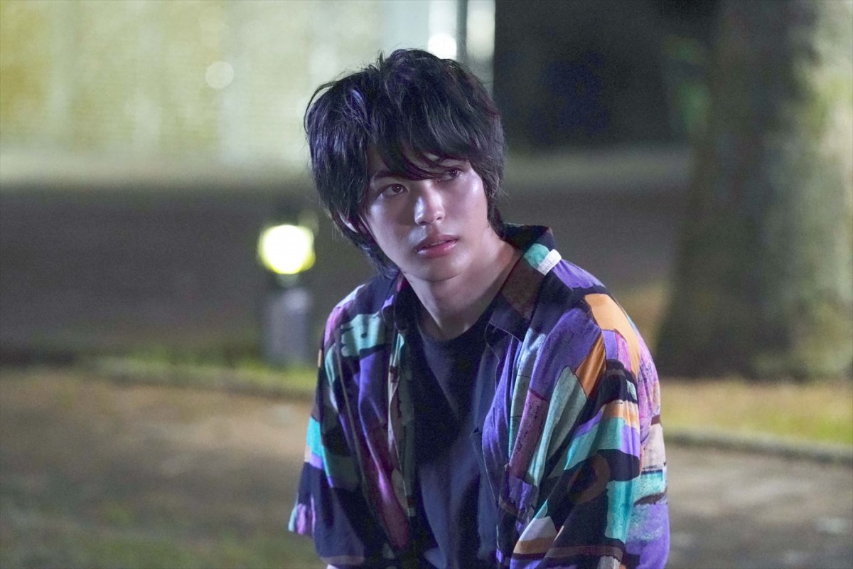 神尾楓珠がシンガー・ソングライター役で主演、ギター弾き語りも！　SPドラマ『最寄りのユートピア』9.25放送　ヒロインは北香那