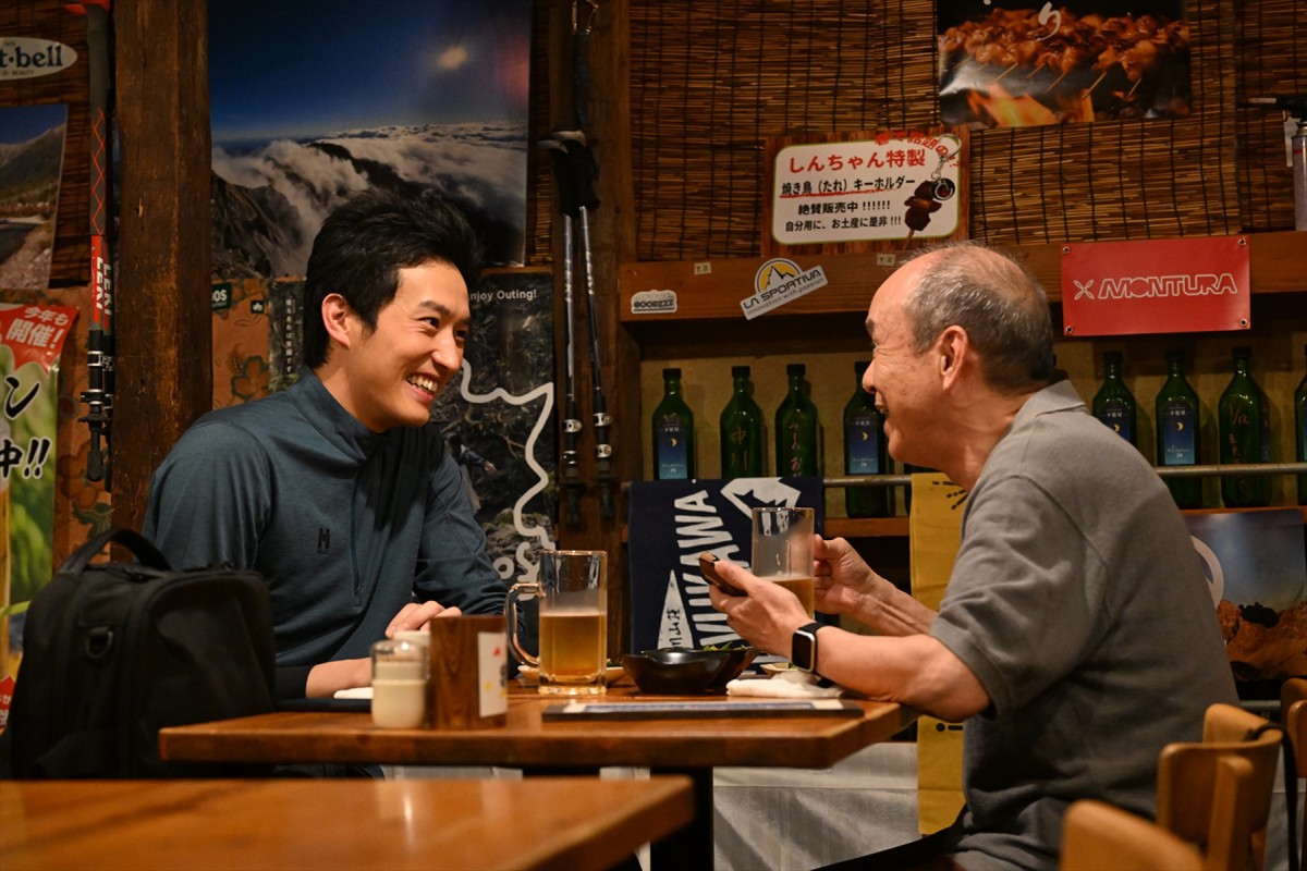 『マウンテンドクター』第5話　山小屋診療所の“小宮山”八嶋智人に熊に襲われた登山客の知らせが