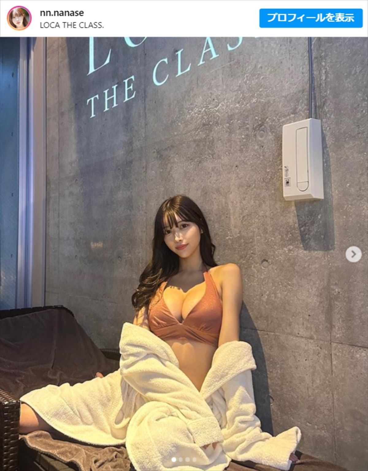 「スタイル抜群」“大型バイク女子”グラドル24歳、圧倒的な“美脚”ショットに「超かっこいい」