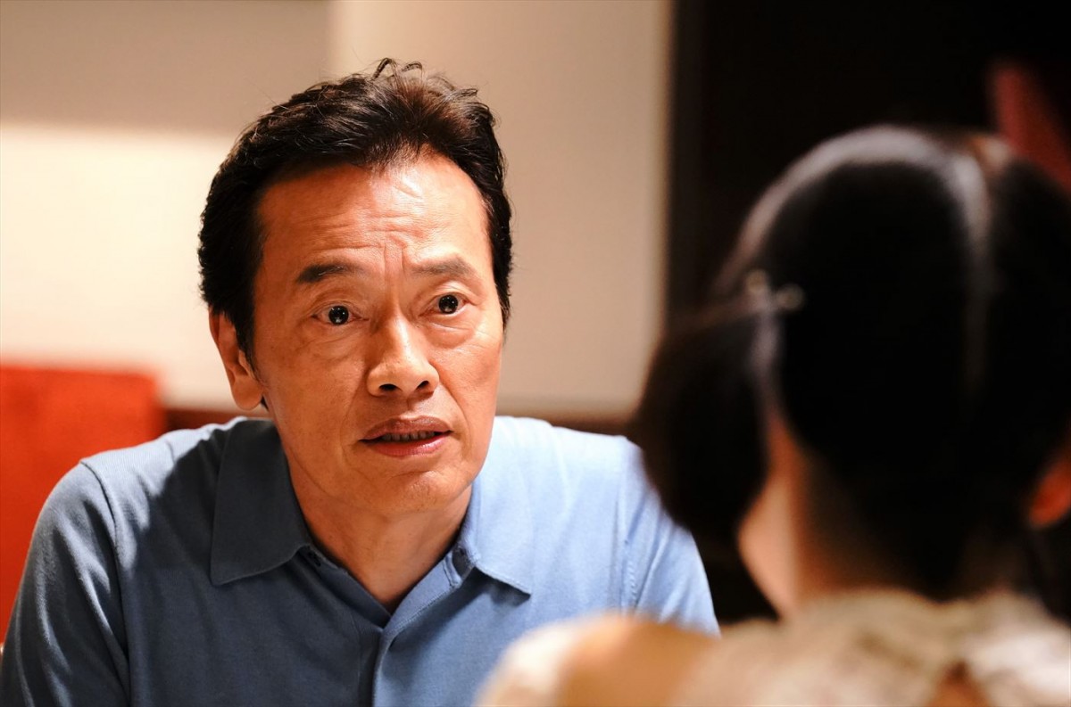 長澤まさみ主演『スオミの話をしよう』場面カット一挙解禁！　三谷幸喜監督の撮影日誌もSNSでスタート