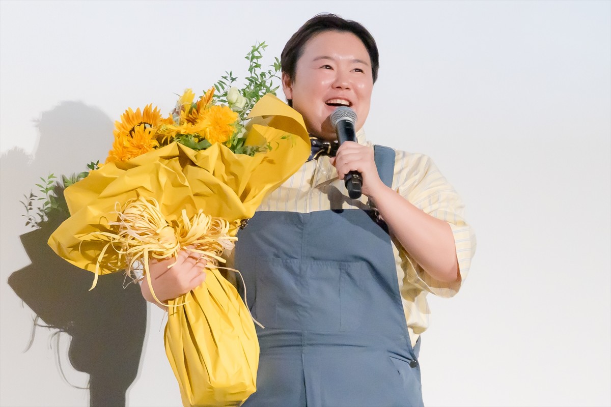 やす子、誕生日サプライズに喜び　26歳の抱負を明かす「目の前のことをコツコツ」