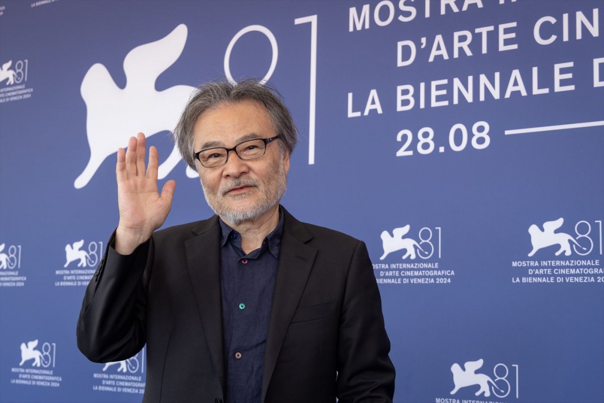 黒沢清監督「菅田将暉は圧倒的ナンバーワンの俳優」と世界へ太鼓判！　『Cloud クラウド』がヴェネチア国際映画祭で拍手喝采
