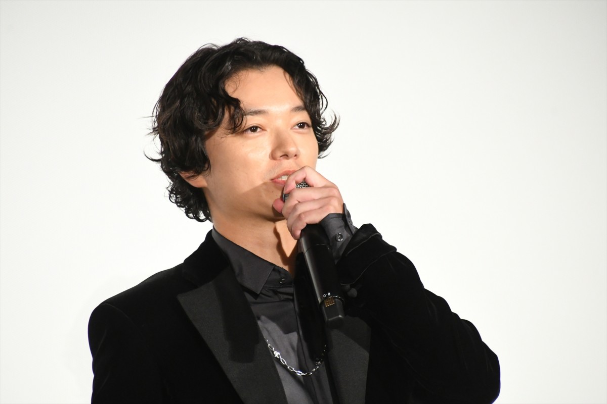 高橋文哉、先輩・田中圭のまさかの出演理由にはにかむ
