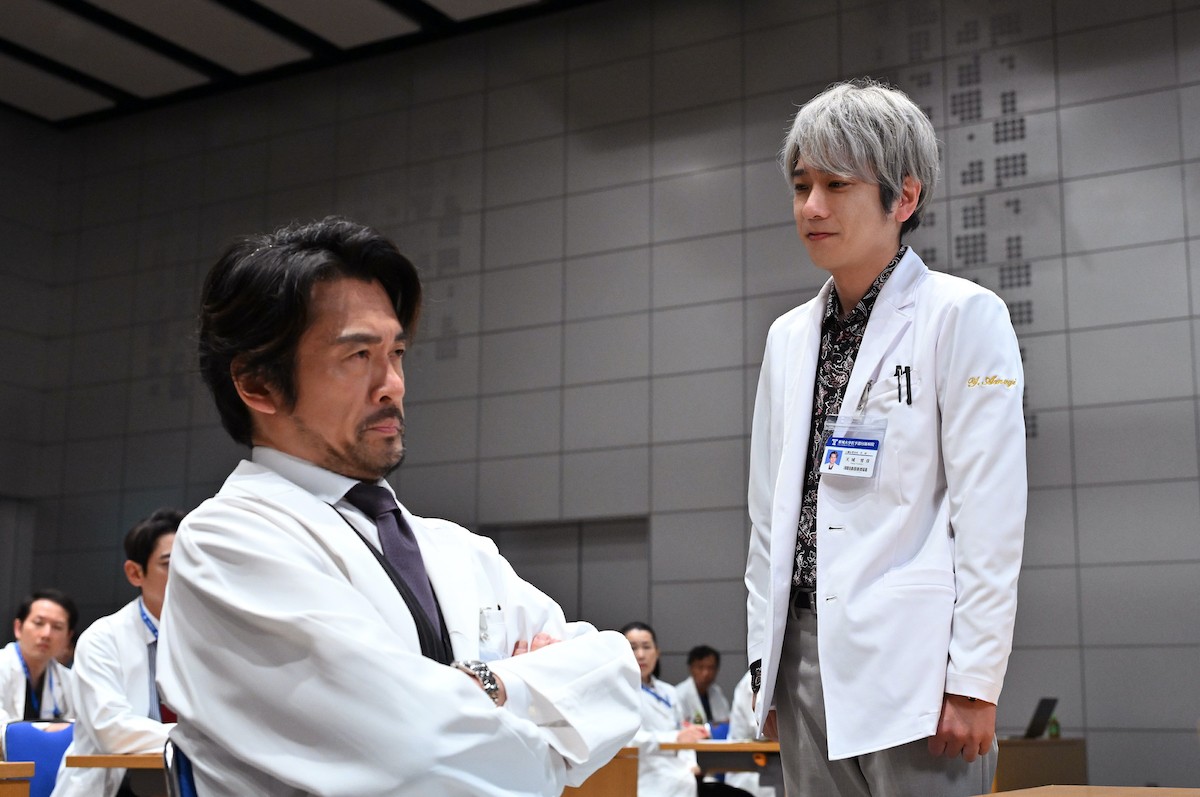 『ブラックペアン シーズン2』“天城”二宮和也、シャンス・サンプルの秘められた過去に反響「悲しすぎる…」