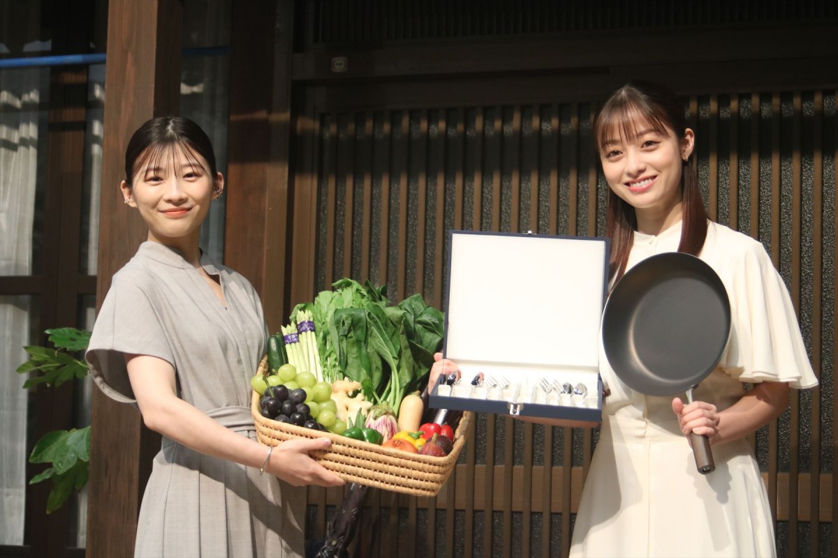 伊藤沙莉＆橋本環奈、本日初対面！　“朝ドラ”バトンタッチセレモニーで、お互いの第一印象を語る