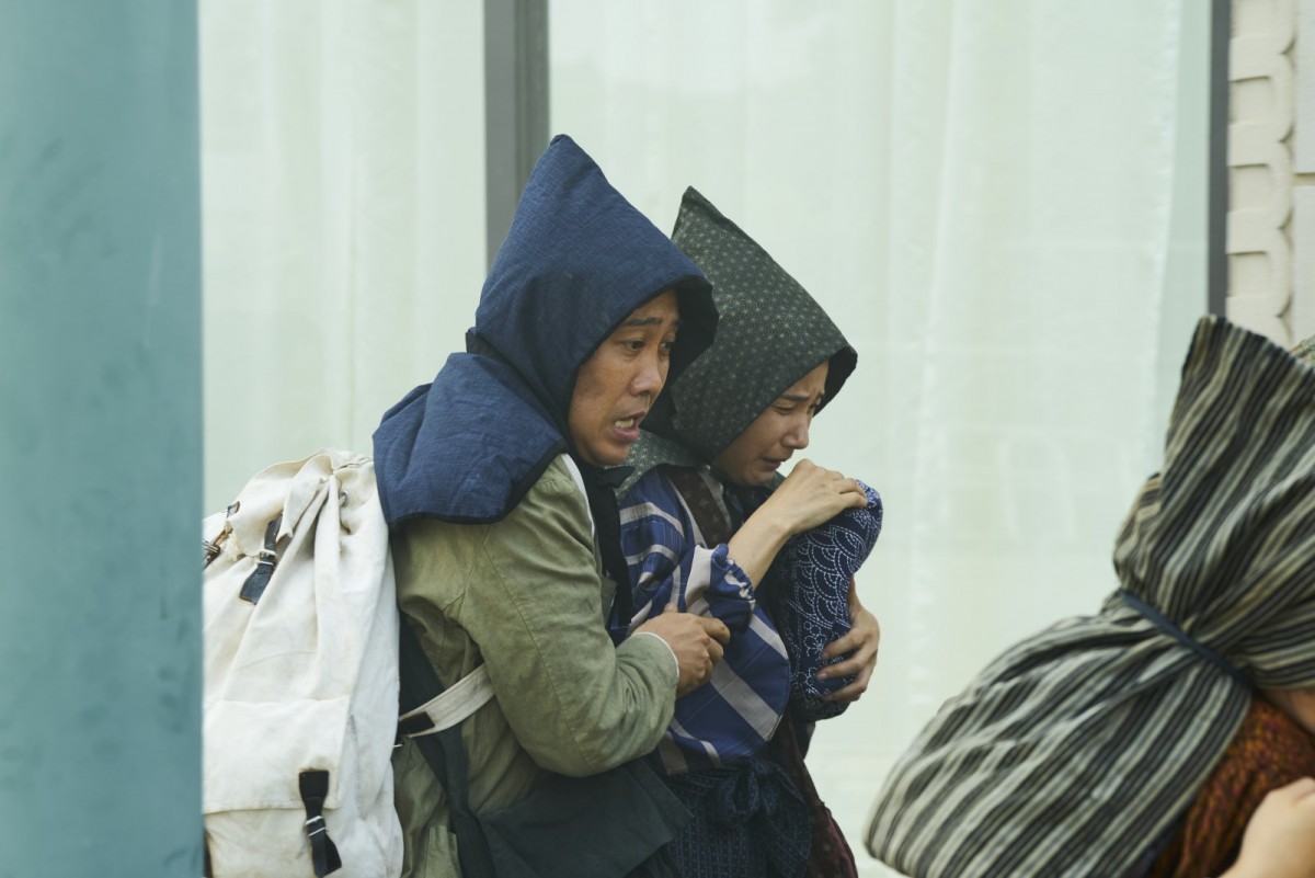 令和の家族が戦時中にタイプスリップ！　主演・大泉洋×脚本・宮藤官九郎『終りに見た街』場面写真一挙公開