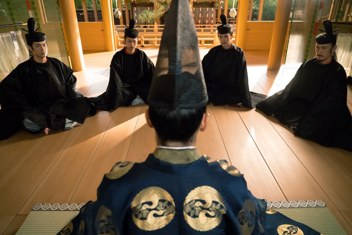 『光る君へ』第40回　“まひろ”吉高由里子、天皇の容態を心配する“彰子”見上愛に付き添う