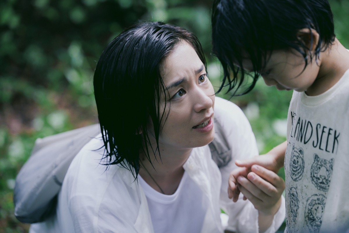 『ライオンの隠れ家』初回　柳楽優弥＆坂東龍汰、事件に巻き込まれる兄弟役に称賛続々「ホントの兄弟のよう」