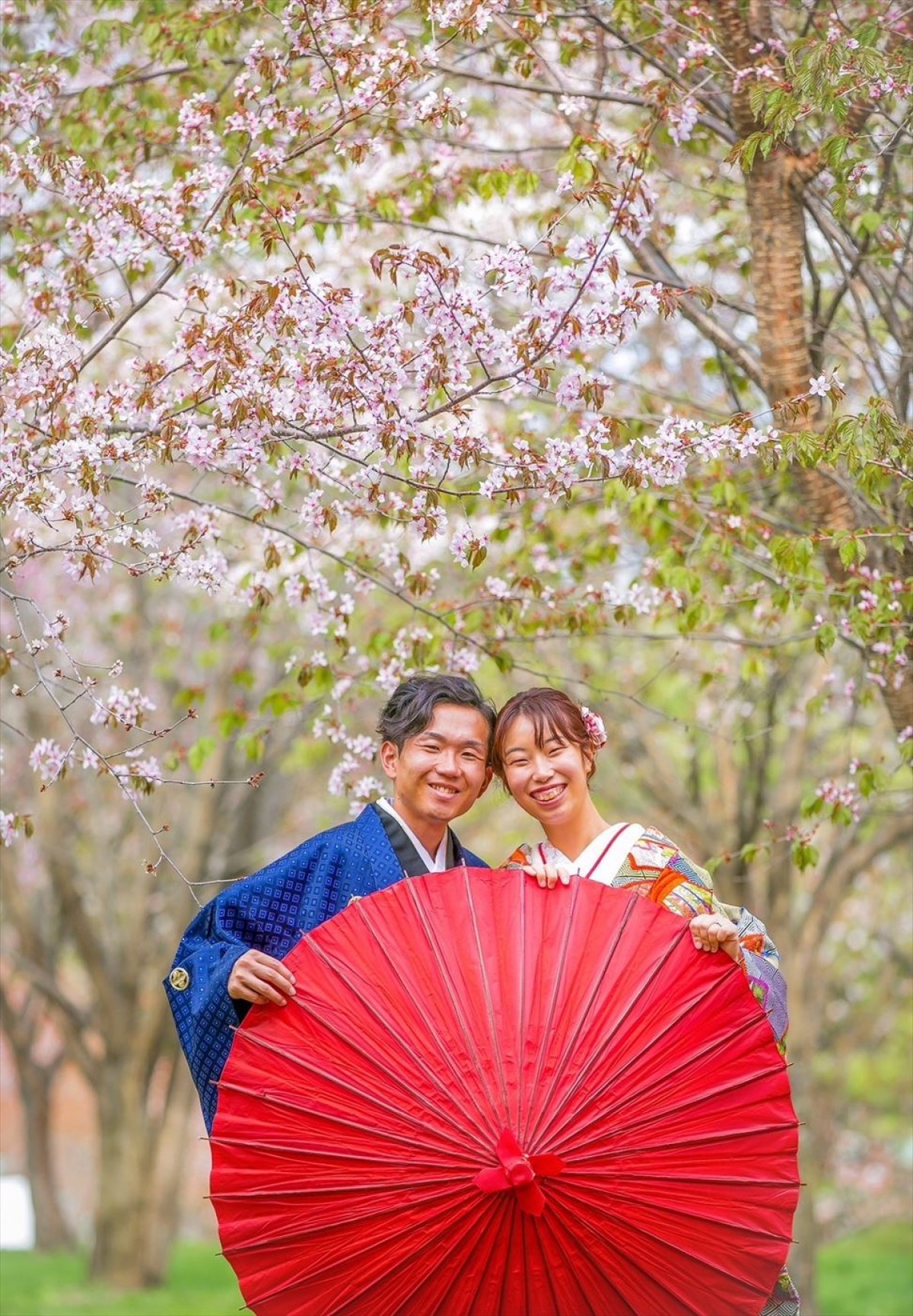 自称“日本一牛好きな夫婦”が北海道・美瑛町の牧場から登場！　今週の『新婚さん』