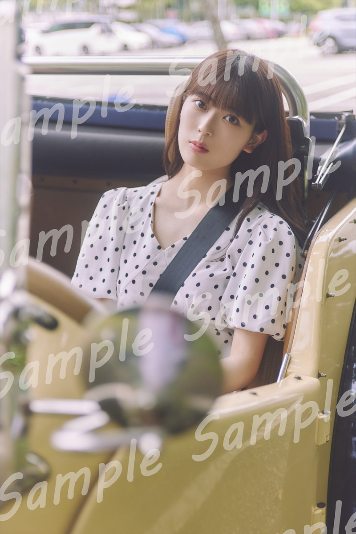 乃木坂46・岩本蓮加1st写真『いたずらな風』、書店別ポスター＆ポストカード特典の絵柄公開
