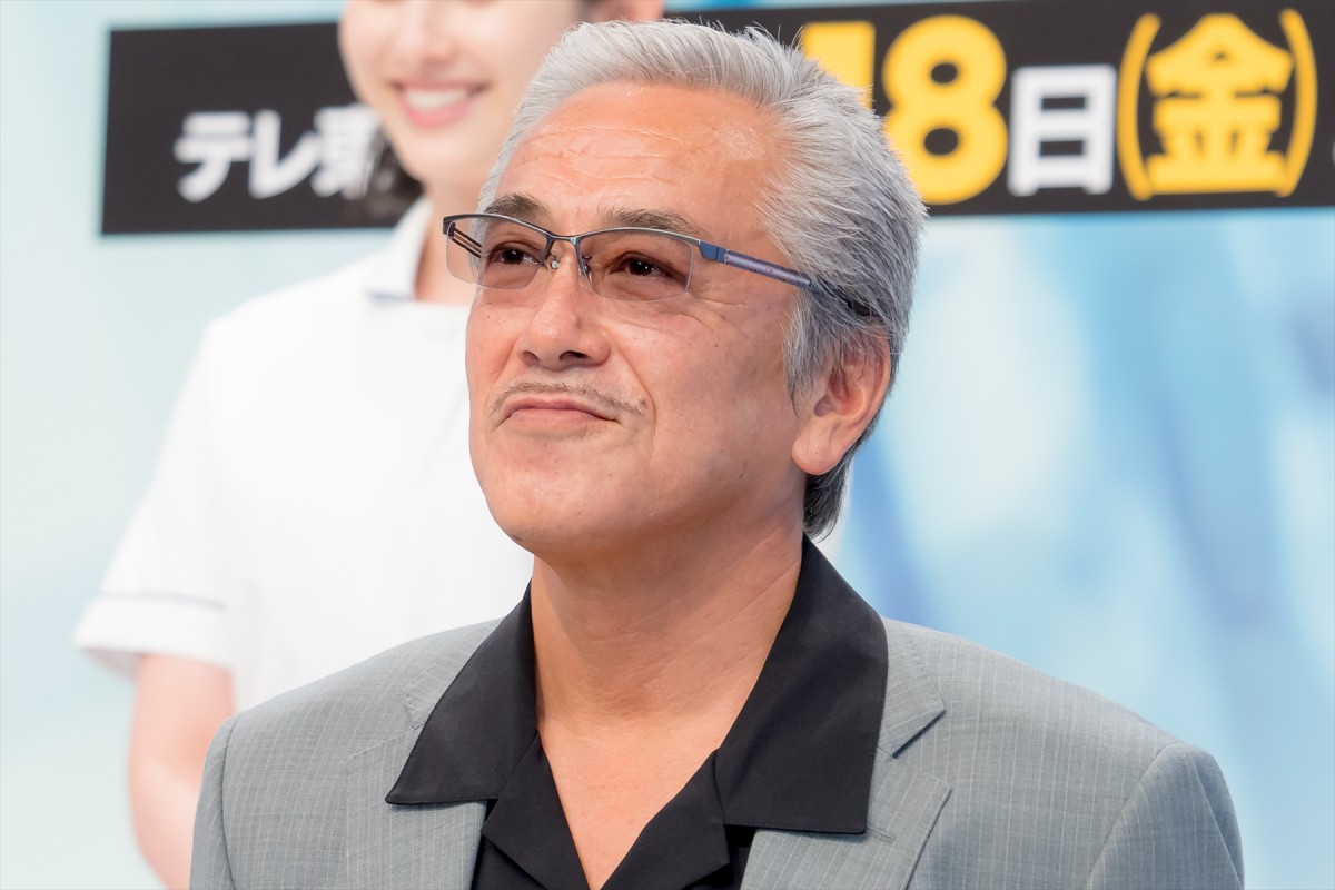 藤木直人、ルービックキューブの腕前を披露　キャスト陣から「すごい！」の声