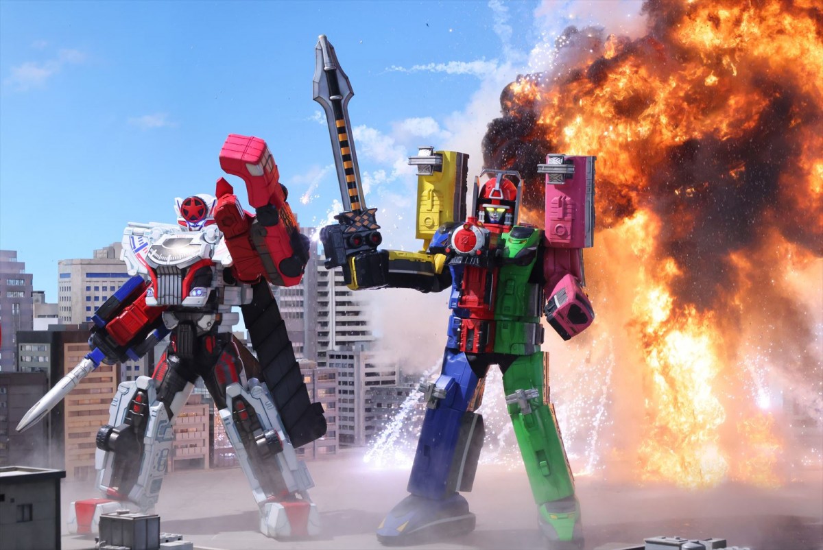 『爆上戦隊ブンブンジャー』第32話「地獄の電車ごっこ」、倒れた玄蕃の前にトッキュウ6号が現る