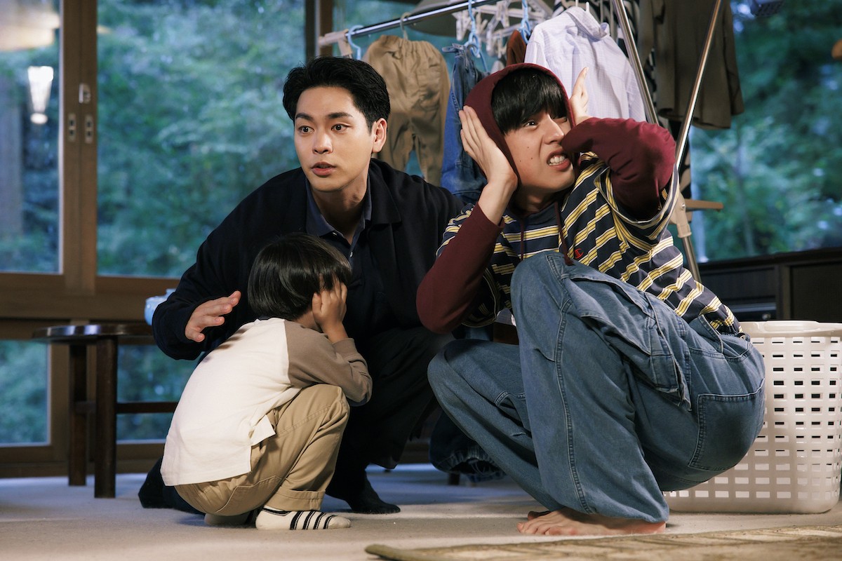 『ライオンの隠れ家』第8話　“洸人”柳楽優弥たちが釈放された“愛生”尾野真千子と再会