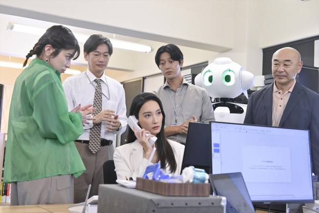 金曜ナイトドラマ『無能の鷹』最終回(第8話)場面写真