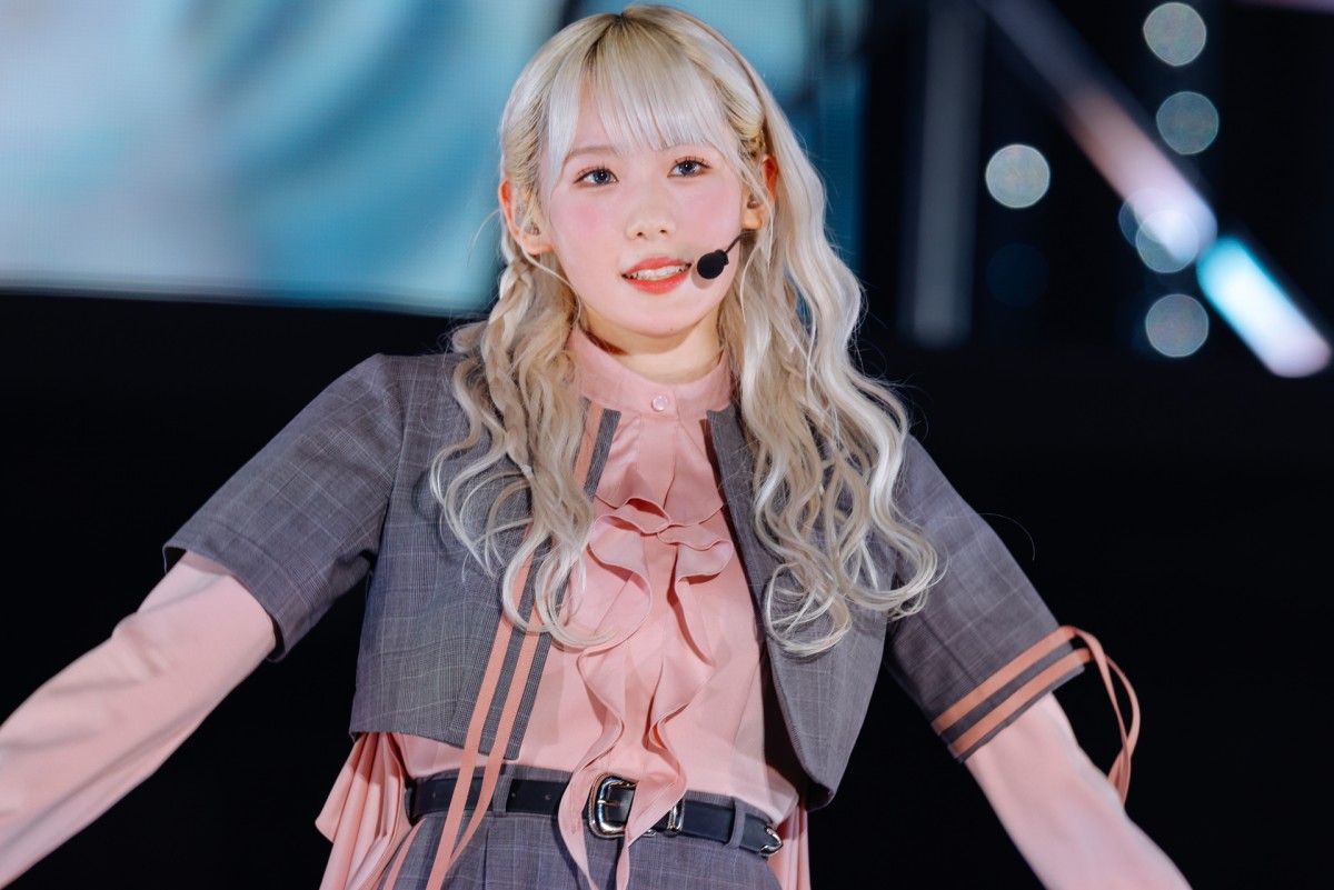 櫻坂46・齋藤冬優花が卒業セレモニー　サプライズで全メンバー登場「BAN」「手を繋いで帰ろうか」を披露