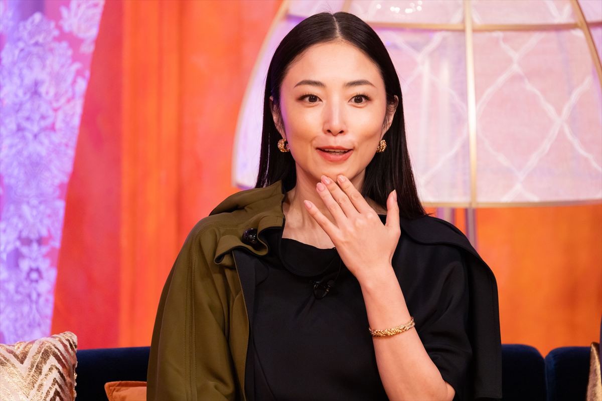 本田望結の恋愛観は“少女マンガ的”？　「お兄ちゃんがめちゃくちゃ好き」暴露され赤面