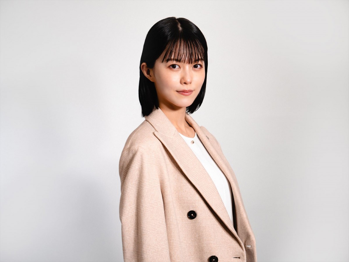 志田彩良＆伊武雅刀、50歳差Ｗ主演再び！　ドラマ『こんなところで裏切り飯』新作、来年1月開始　前田拳太郎も出演決定