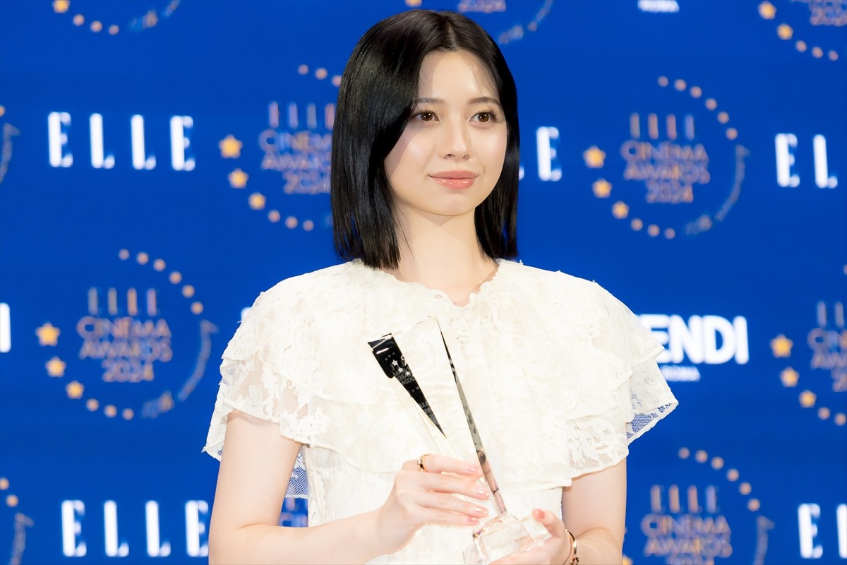 河合優実、エル ベストアクトレス賞受賞　大活躍の2024年は「ずっと走っていた」