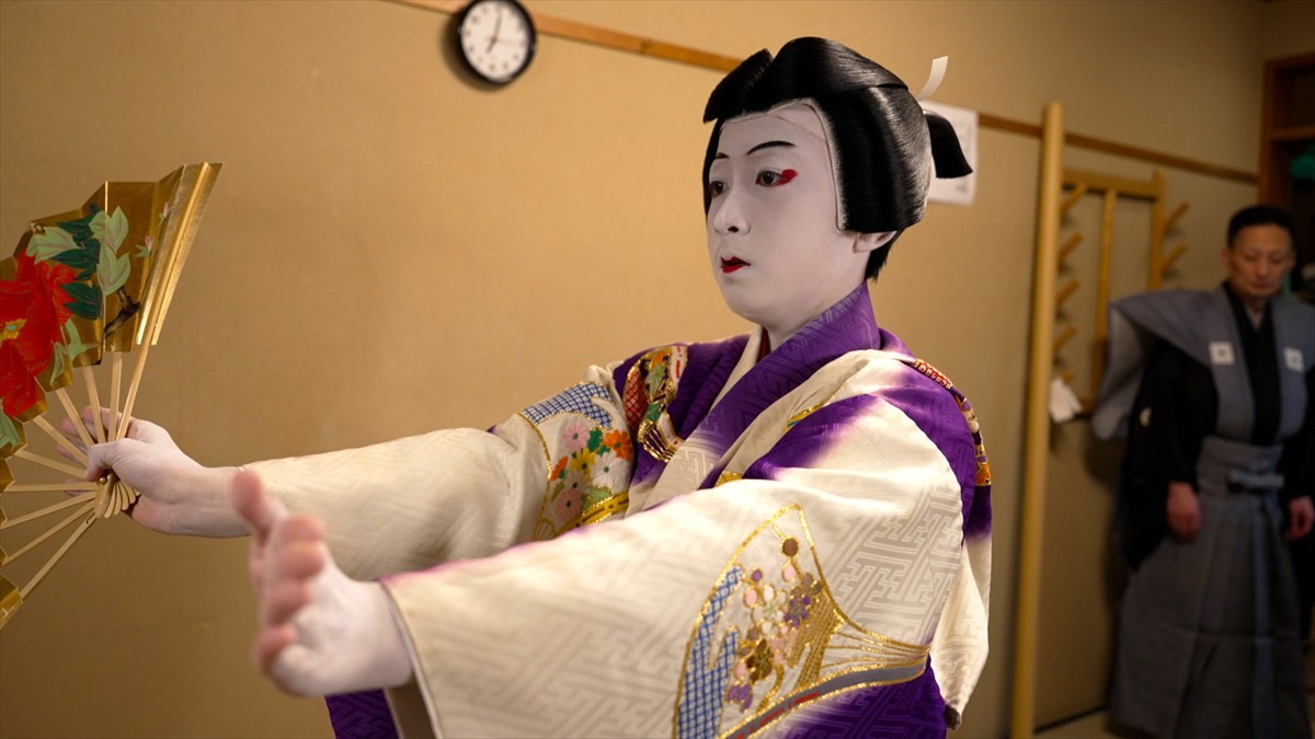 新之助が「連獅子」に涙の挑戦！ 市川團十郎親子に密着『成田屋に、ござりまする。』1.3放送