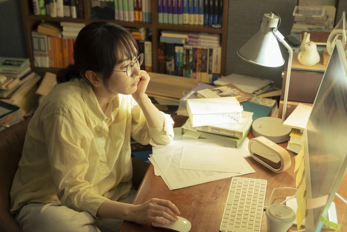新垣結衣×早瀬憩『違国日記』染谷将太ら追加キャストが発表！　主要キャラとらえた新場面写真も公開