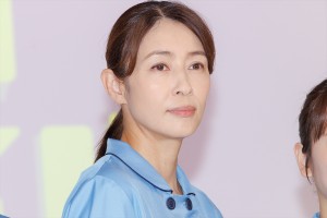 水野美紀、新水曜ドラマ『となりのナースエイド』制作発表会見に登場