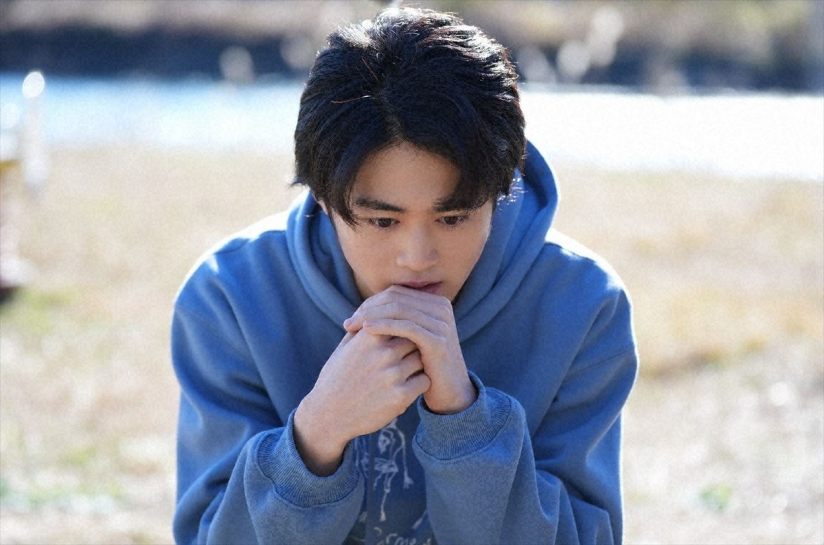【今夜スタート！】鈴鹿央士×山本舞香『闇バイト家族』　超クセ強のニセ家族が織りなす、痛快エンターテインメント