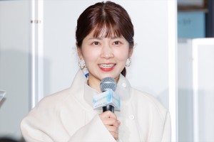 竹内友佳・フジテレビアナウンサー、ドラマ『君が心をくれたから』フォトスポットお披露目イベントで司会を担当