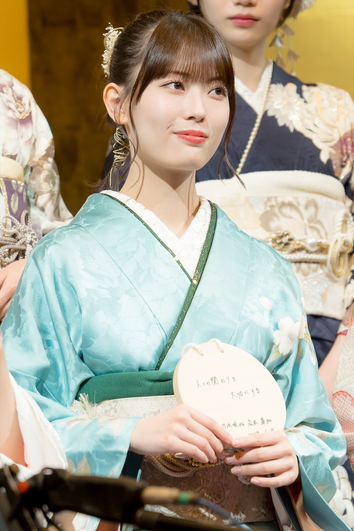乃木坂46新成人、振り袖姿を披露　岩本蓮加「まだまだ上を目指していけたら」と意気込み