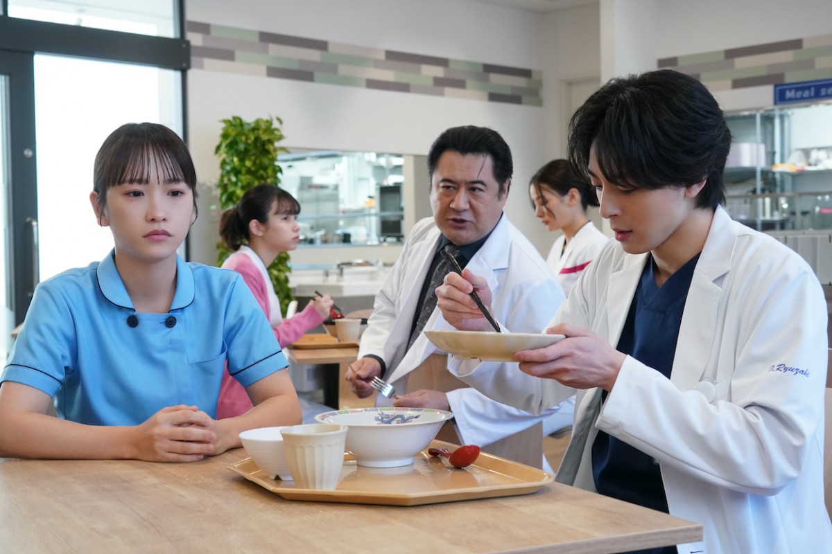 『となりのナースエイド』第3話　“澪”川栄李奈の前に姉の死に関係する“ある人物”が現れる
