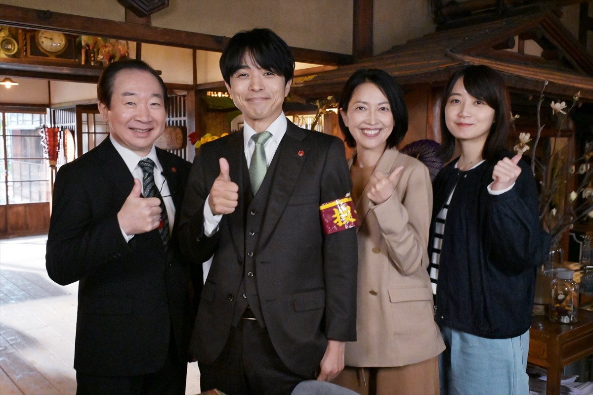 『特捜9』season7に出演する（左から）中村梅雀、井ノ原快彦、羽田美智子、深川麻衣