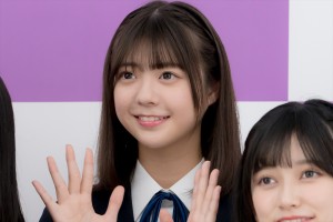 乃木坂46・冨里奈央、写真集『あの頃、乃木坂にいた』発売記念記者会見に登場