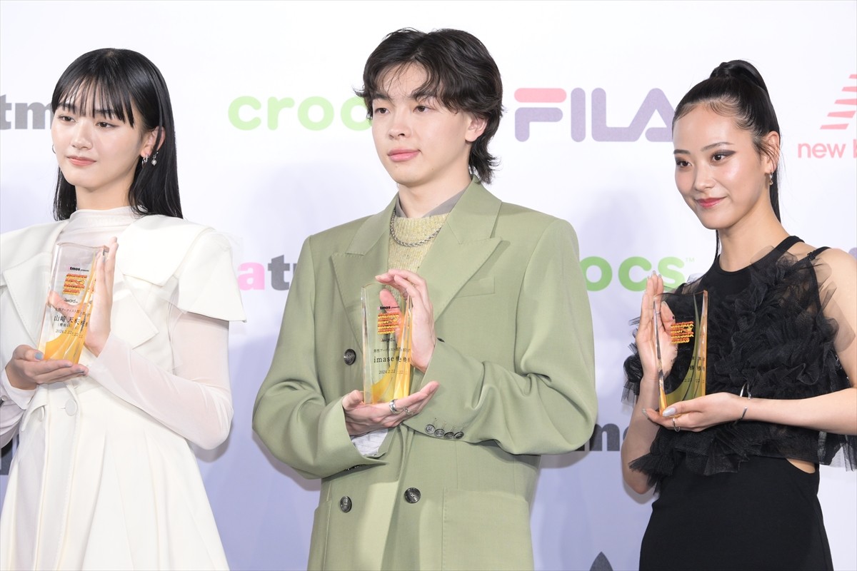 藤田ニコル、なえなのらが『SNEAKER BEST DRESSER AWARD2024』受賞に喜び